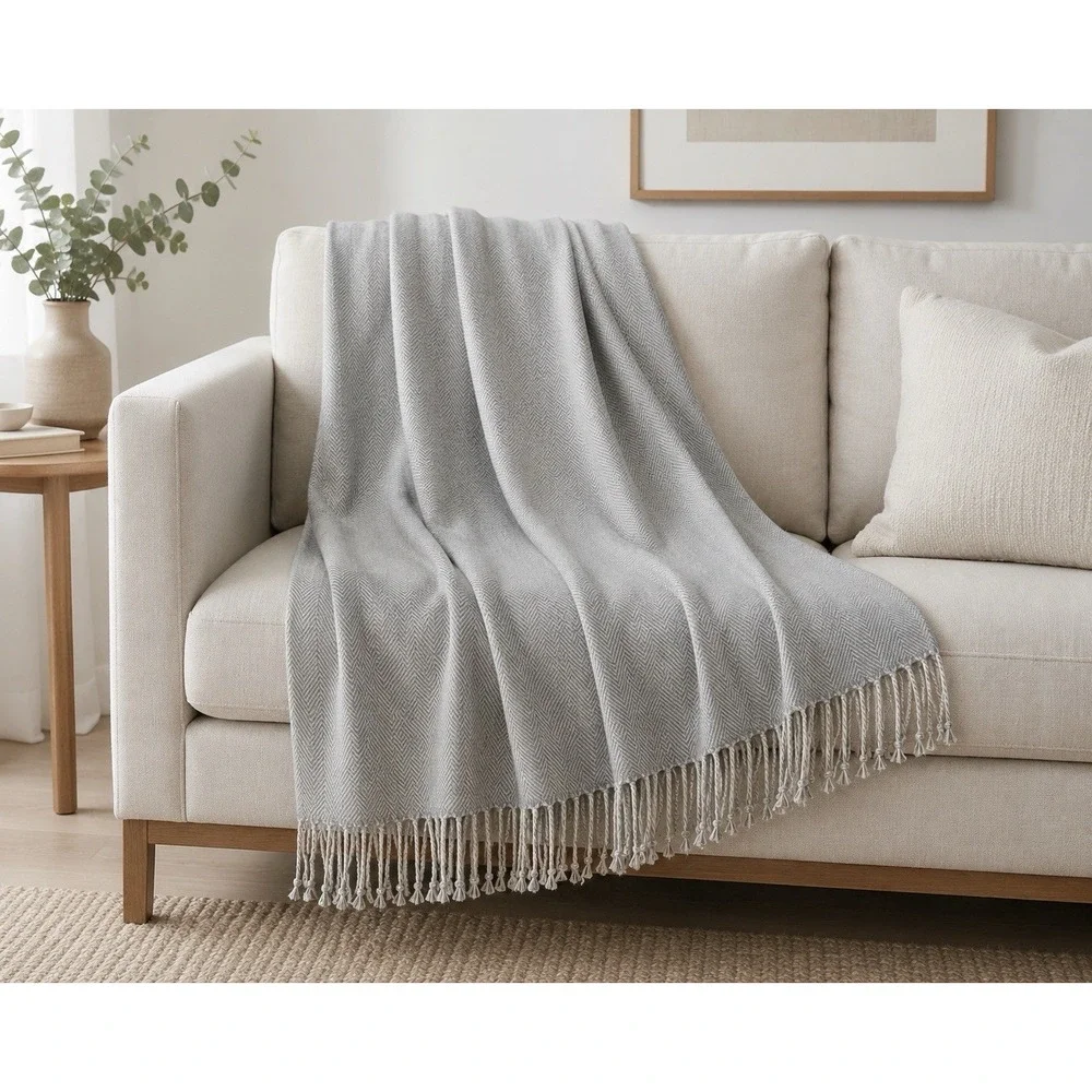 Pottery Barn Throw Blanket Gray Soft Textured Chevron Pattern Fringed 50x60 Inch